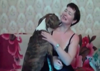 Old female zoophile in homemade animal sex